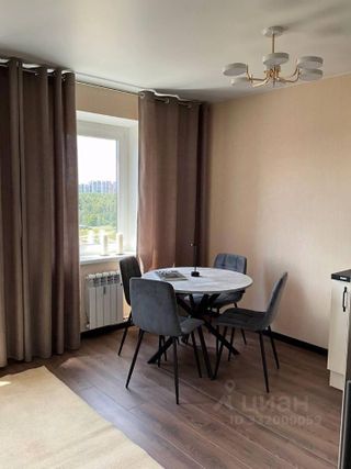 m. Bulvar Dmitriya Donskogo: Apartment, 2-rooms
