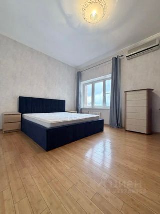 m. Krasnye vorota: Apartment, 2-rooms