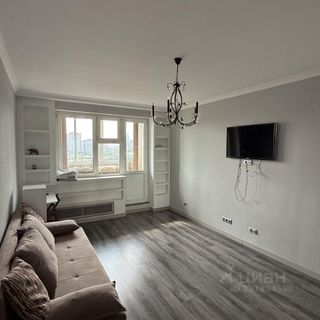 m. Slavyansky bulvar: Apartment, 2-rooms