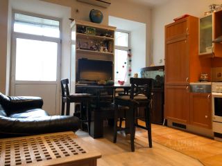 m. Smolenskaya: Apartment, 2-rooms