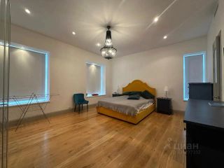 m. Novokuznetskaya: Apartment, 3-rooms