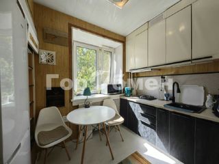 m. Mendeleevskaya: Apartment, 2-rooms
