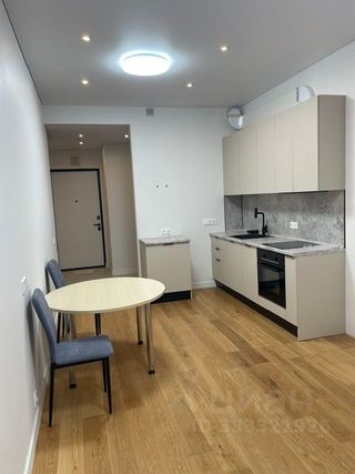 m. Verkhnie Kotly: Apartment, studio