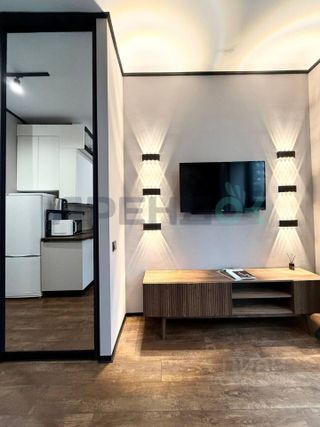 m. Shelepikha: Apartment, studio