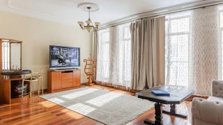 m. Arbatskaya: Apartment, 3-rooms