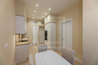 m. Shabolovskaya: Apartment, 3-rooms