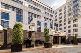 m. Chkalovskaya: Apartment, 4-rooms