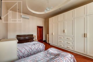 m. Mayakovskaya: Apartment, 3-rooms