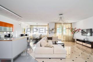 m. Arbatskaya: Apartment, 4-rooms