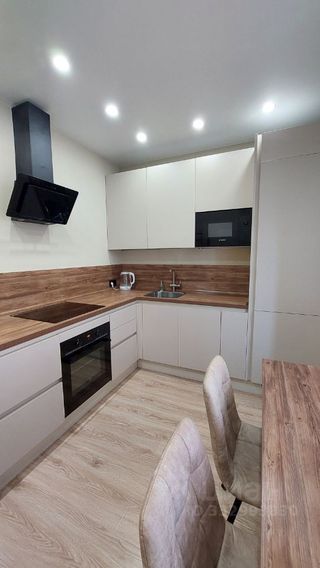 m. Prospekt Vernadskogo: Apartment, 2-rooms