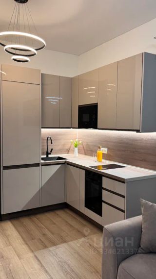 m. ZIL: Apartment, studio