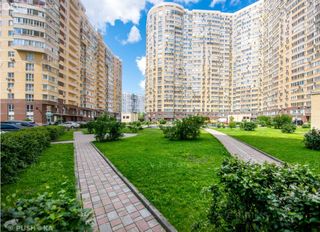m. Yugo-Zapadnaya: Apartment, 3-rooms