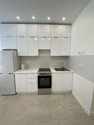 m. Lukhmanovskaya: Apartment, 1-rooms