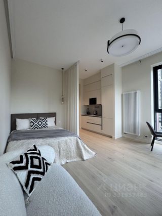 m. Universitet druzhby narodov: Apartment, studio