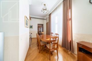 m. Chekhovskaya: Apartment, 3-rooms