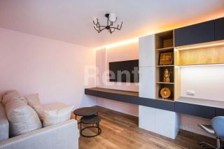 m. Mayakovskaya: Apartment, 2-rooms