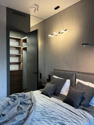 m. ZIL: Apartment, 2-rooms