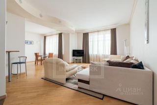 m. Smolenskaya: Apartment, 3-rooms