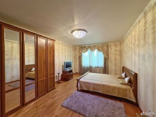 m. Khimki: Apartment, 3-rooms