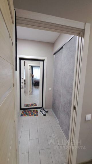 m. Lukhmanovskaya: Apartment, 1-rooms