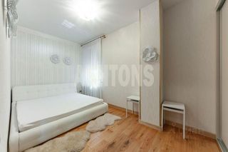 m. Aeroport: Apartment, 5-rooms