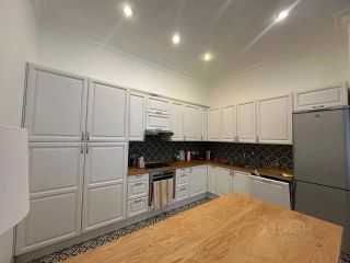 m. Novokuznetskaya: Apartment, 3-rooms
