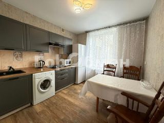m. Lomonosovsky prospekt: Apartment, 2-rooms