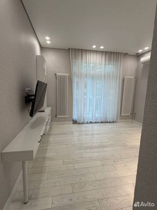 m. Pokrovskoe: Apartment, 3-rooms
