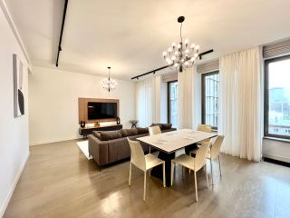 m. Ulitsa 1905 goda: Apartment, 4-rooms
