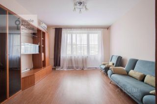 m. Tsvetnoy bulvar: Apartment, 2-rooms