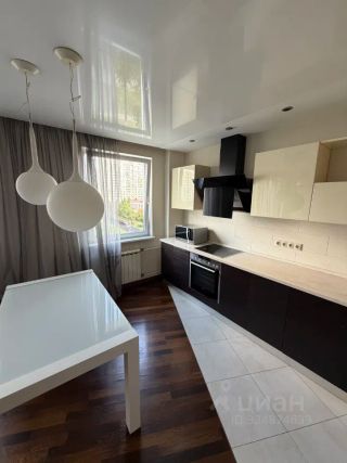 m. Kuzminki: Apartment, 2-rooms