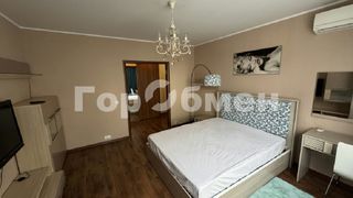 m. Serp i Molot: Apartment, 2-rooms