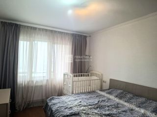 m. Ploschad Gagarina: Apartment, 2-rooms