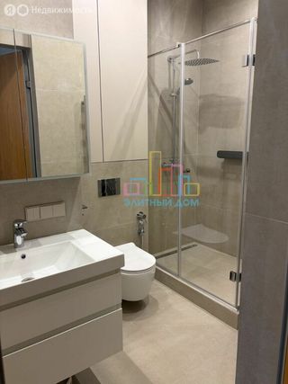 m. ZIL: Apartment, 2-rooms
