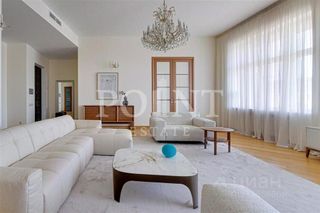 m. Okhotny ryad: Apartment, 3-rooms