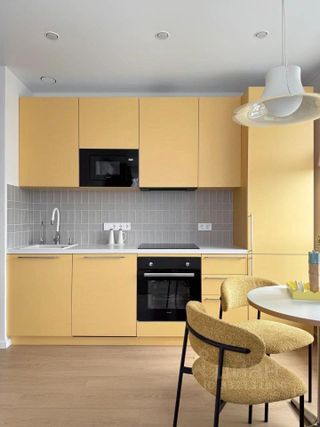 m. Pavshino: Apartment, 2-rooms