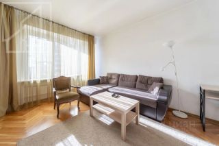 m. Smolenskaya: Apartment, 3-rooms