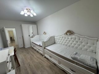 m. Nekrasovka: Apartment, 3-rooms