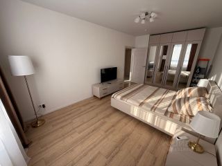 m. Narodnoe Opolchenie: Apartment, 1-rooms