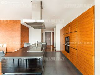 m. Delovoy tsentr: Apartment, 4-rooms