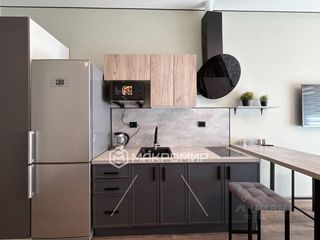 m. ZIL: Apartment, studio
