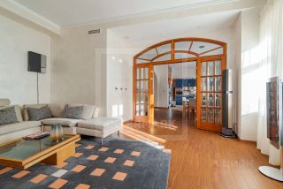 m. Trubnaya: Apartment, 3-rooms