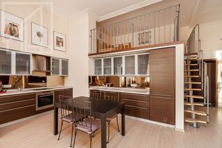 m. Shabolovskaya: Apartment, 3-rooms