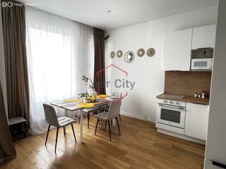 m. Verkhnie Kotly: Apartment, 2-rooms