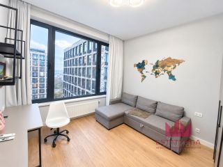 m. Verkhnie Kotly: Apartment, 2-rooms