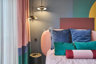 m. ZIL: Apartment, 2-rooms