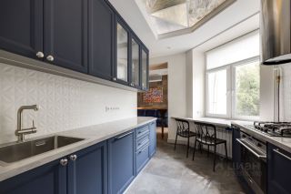m. Kievskaya: Apartment, 3-rooms