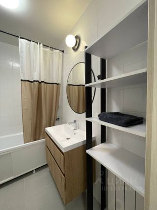 m. Narodnoe Opolchenie: Apartment, 1-rooms