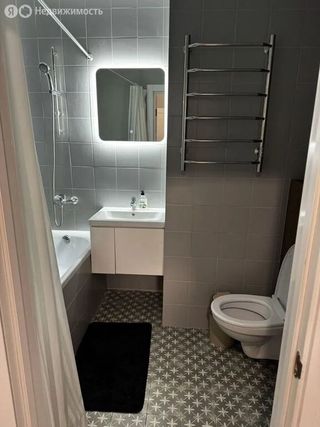 m. ZIL: Apartment, 1-rooms