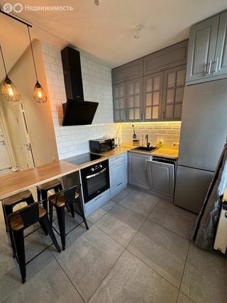 m. Opalikha: Apartment, studio